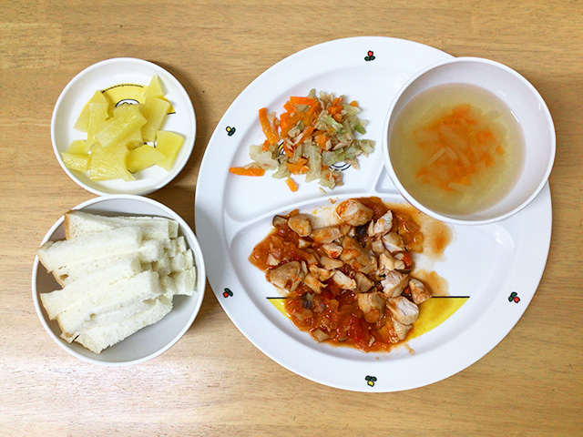 鶏のトマト煮　