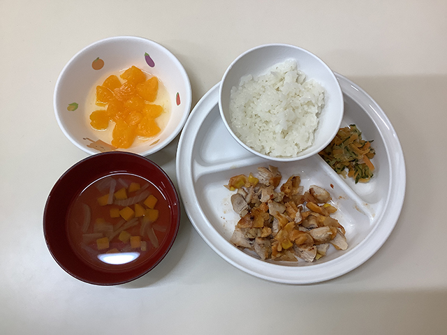 鶏肉のピザ風焼き