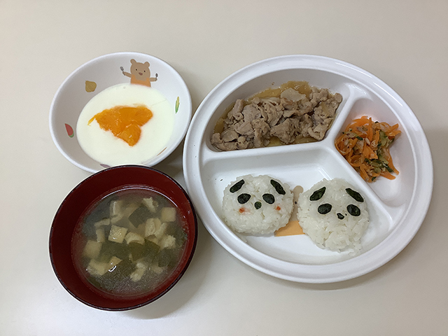 キャラクターごはん