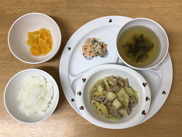 じゃがいもとキャベツの炒め物