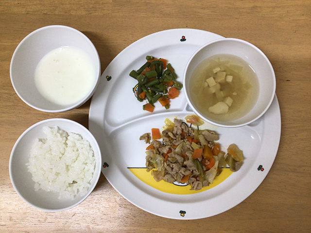 豚肉と野菜の蒸し焼き