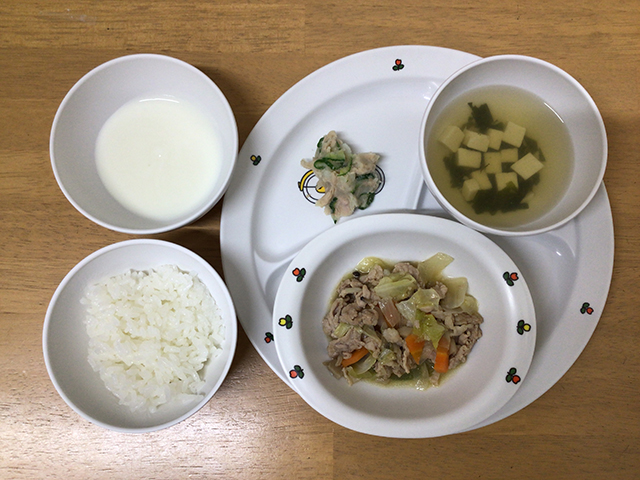豚肉とキャベツの煮物