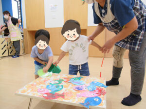 夢いっぱい保育園の園児と運動会ごっこ