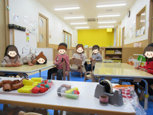 夢いっぱい保育園の園児とピクニックごっこ